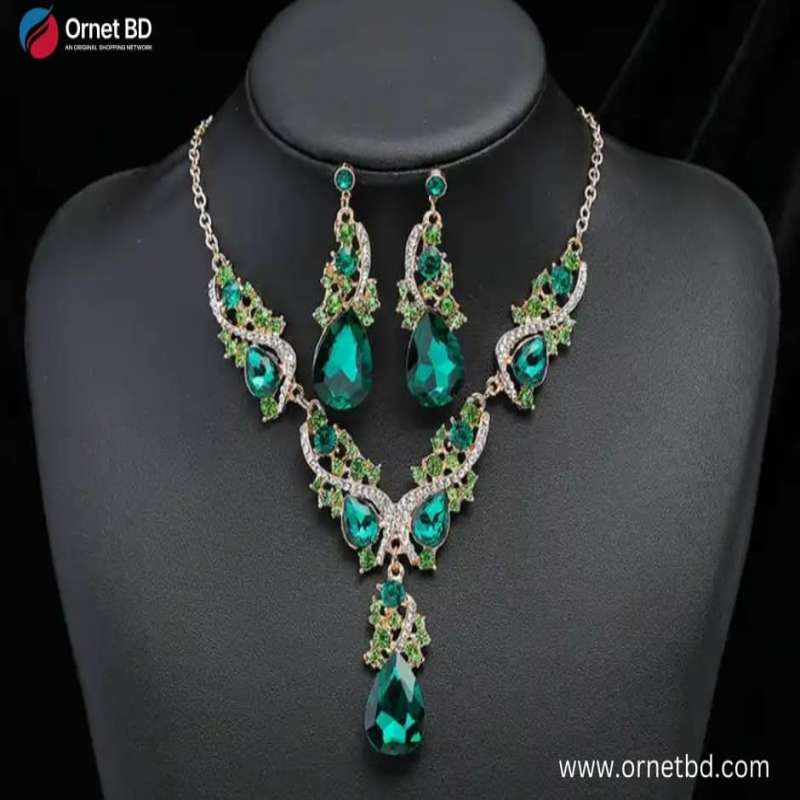 Diamond Cut Crystal Party Set ( Green )